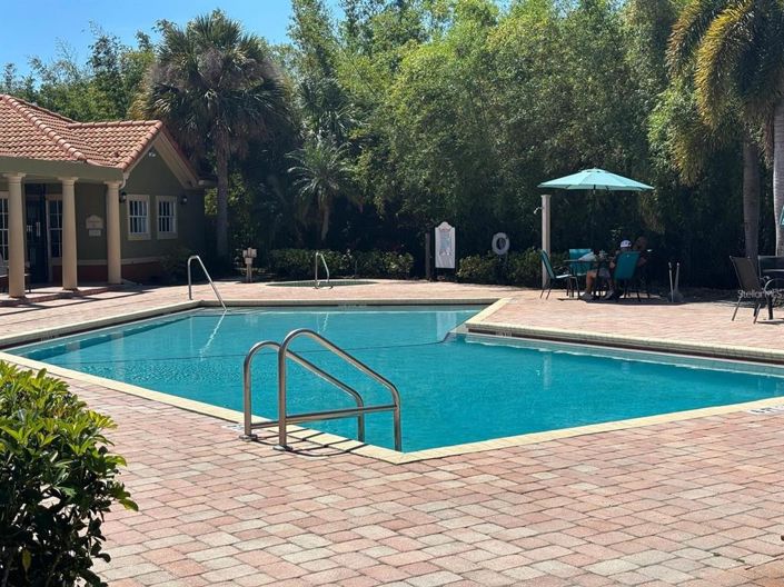 Image No.18-2 Bed Apartment for sale