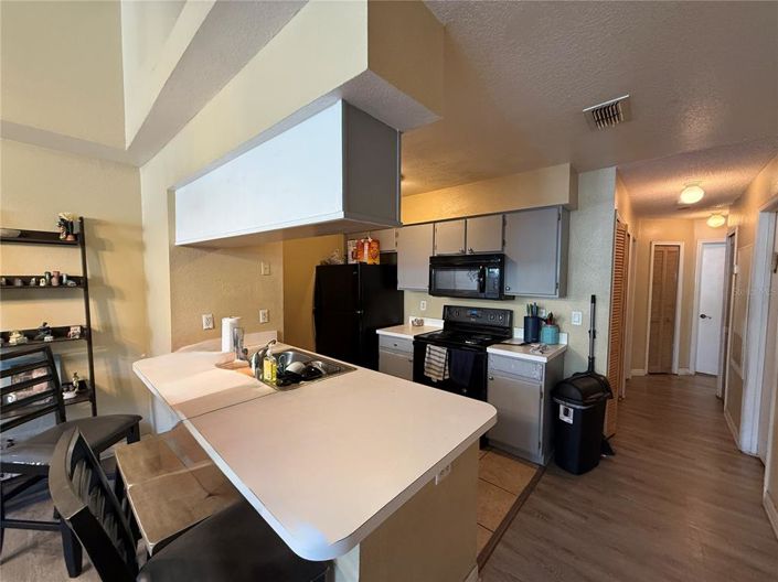 Image No.17-3 Bed Apartment for sale