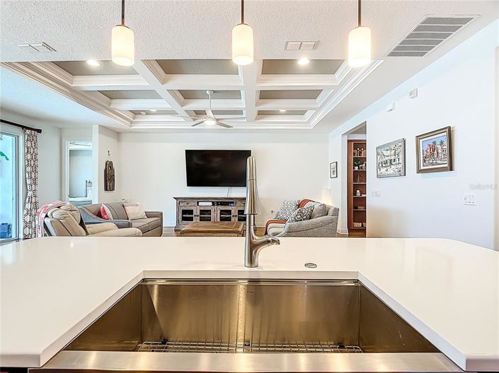 Image No.19-3 Bed House for sale