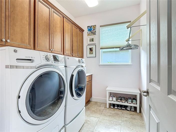 Image No.36-3 Bed House for sale