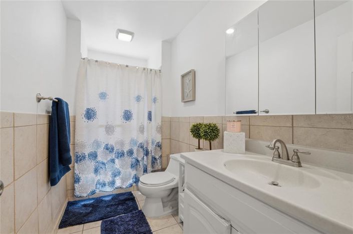 Image No.21-3 Bed House for sale