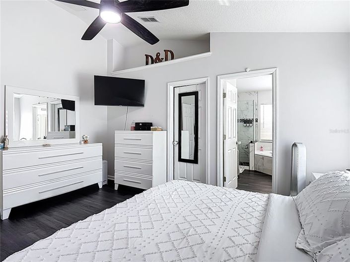 Image No.32-3 Bed House for sale