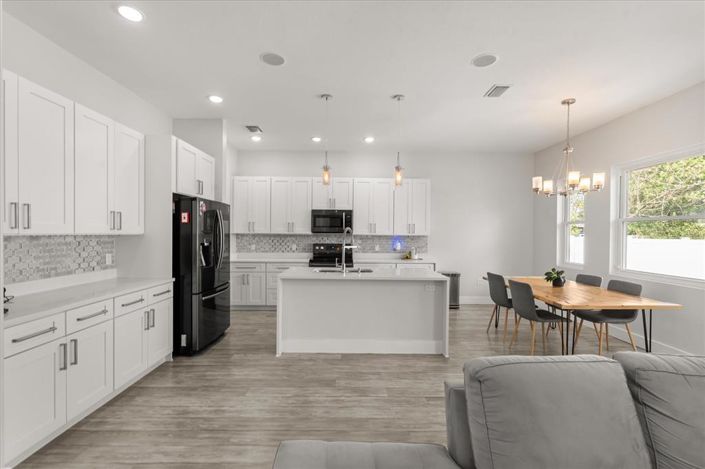 Image No.11-4 Bed House for sale