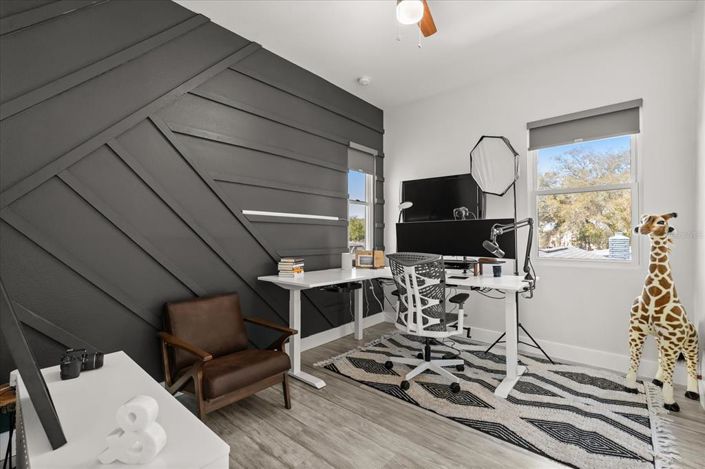 Image No.18-4 Bed House for sale