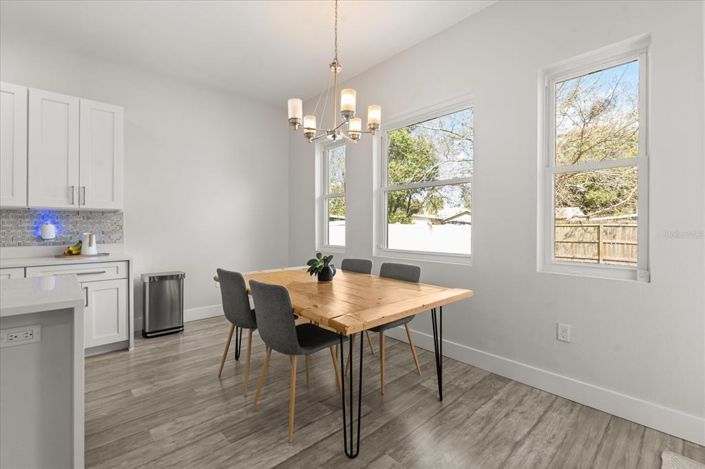 Image No.26-4 Bed House for sale