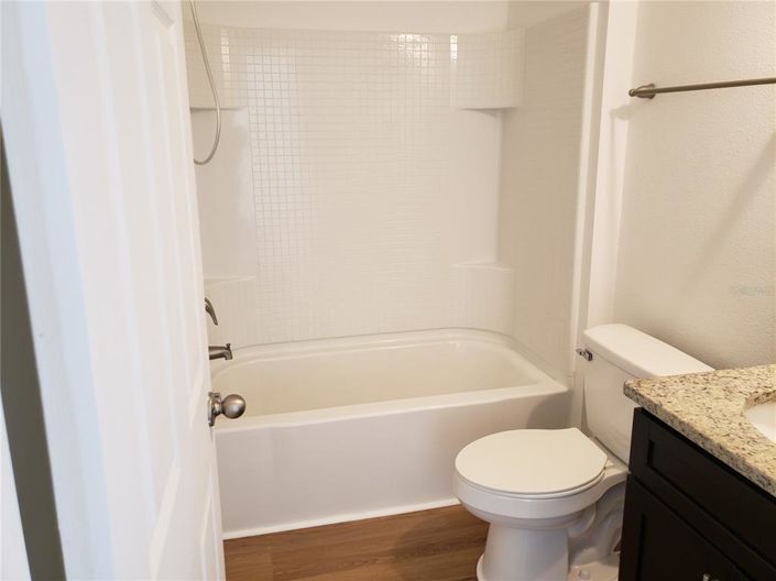 Image No.13-3 Bed House for sale