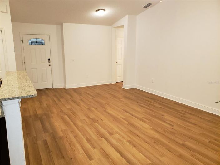 Image No.18-3 Bed House for sale