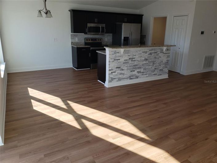 Image No.7-3 Bed House for sale