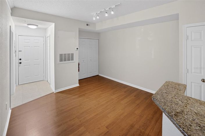 Image No.5-1 Bed Apartment for sale