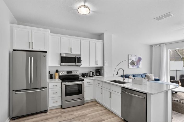 Image No.5-3 Bed Townhouse for sale