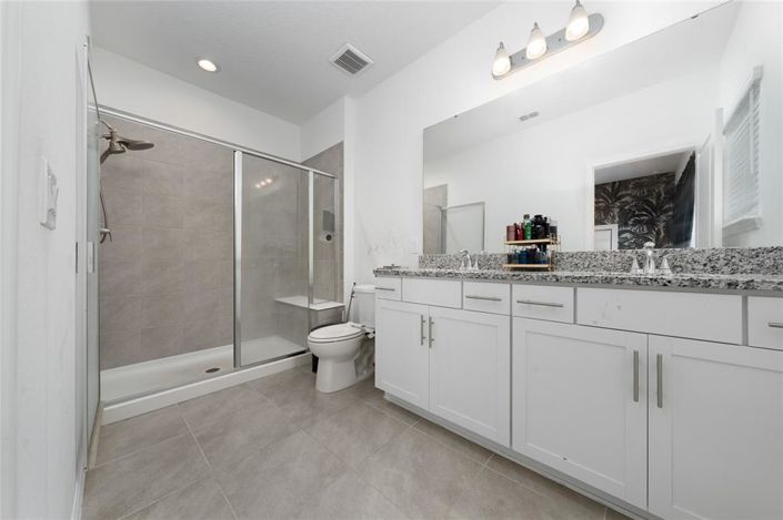 Image No.15-3 Bed Townhouse for sale