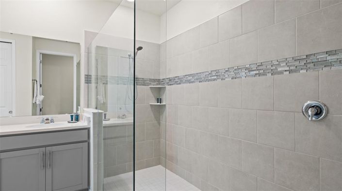 Image No.19-6 Bed Villa for sale