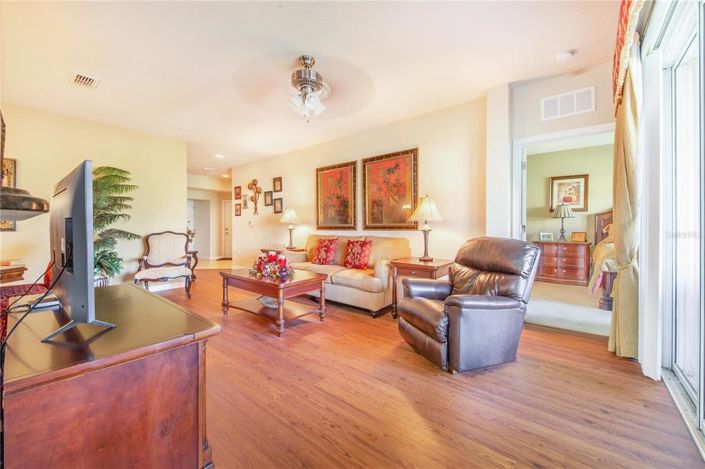 Image No.18-Appartement de 2 chambres à vendre à Saint John