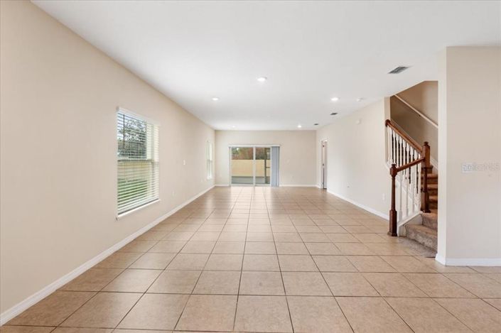 Image No.12-3 Bed Townhouse for sale