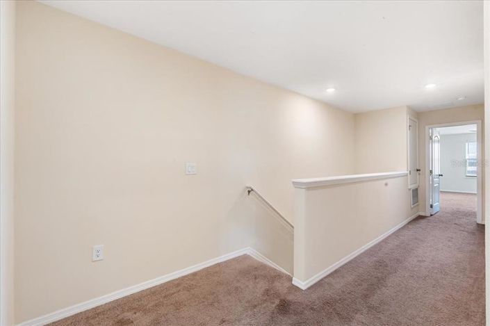 Image No.17-3 Bed Townhouse for sale