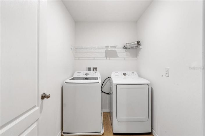 Image No.27-3 Bed Townhouse for sale