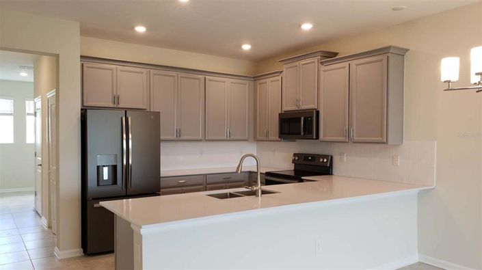 Image No.25-3 Bed Apartment for sale