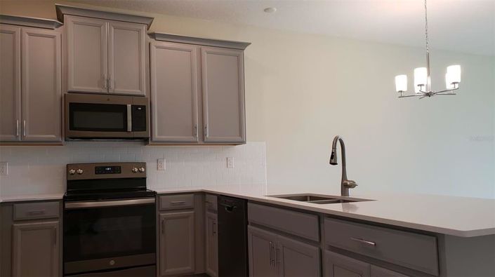 Image No.27-3 Bed Apartment for sale