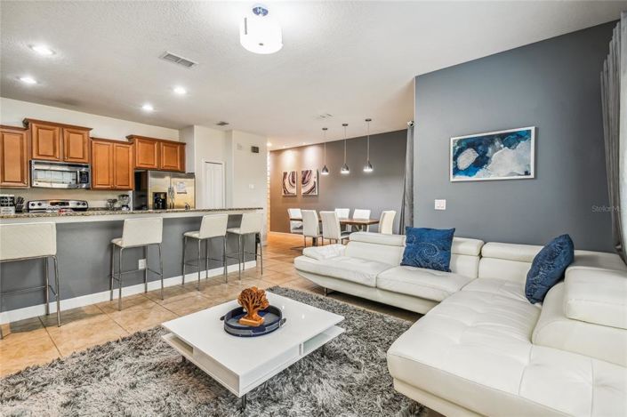 Image No.7-4 Bed Townhouse for sale