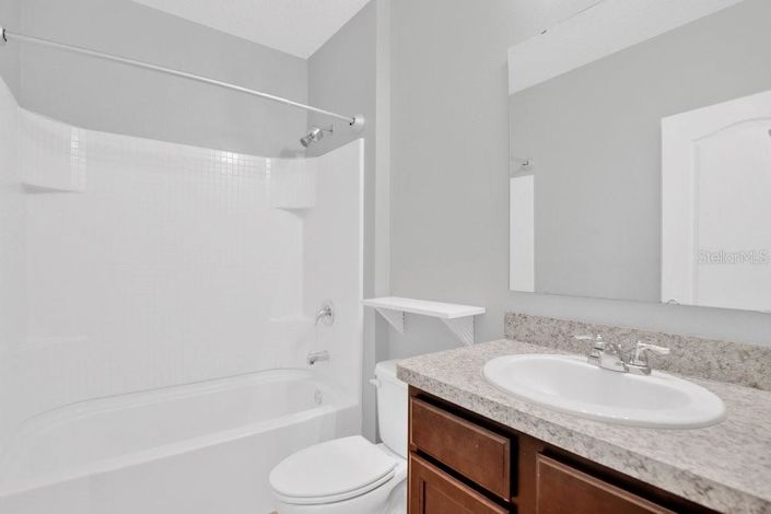 Image No.20-3 Bed Townhouse for sale