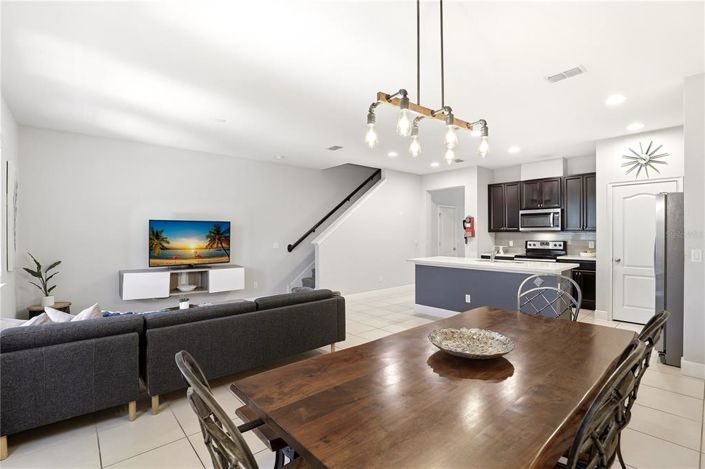 Image No.14-4 Bed Townhouse for sale