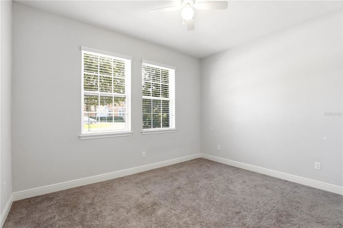 Image No.27-4 Bed Townhouse for sale