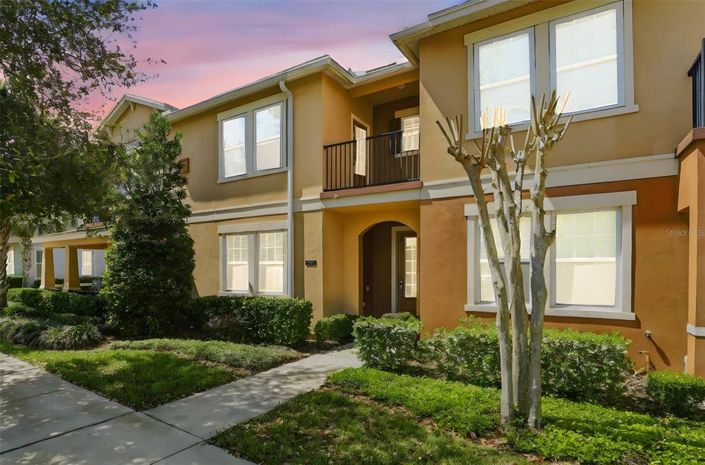 Image No.3-4 Bed Townhouse for sale