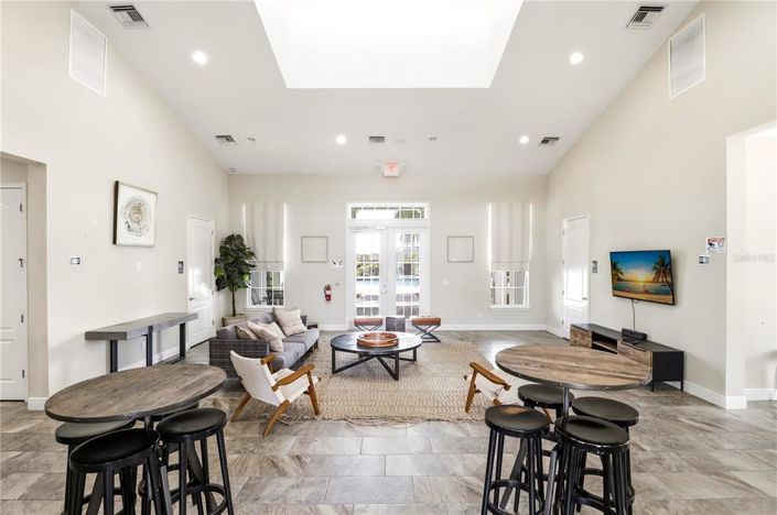 Image No.34-4 Bed Townhouse for sale