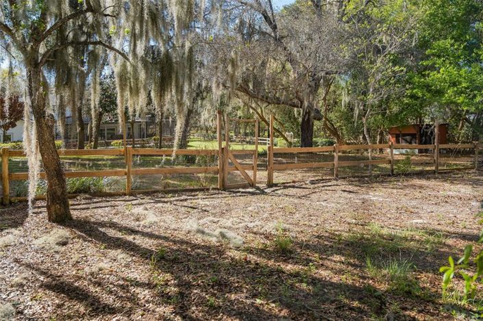 Image No.39-5 Bed House for sale