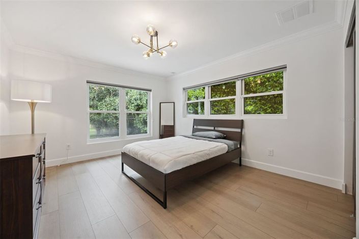 Image No.26-3 Bed House for sale