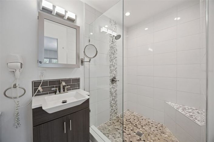 Image No.28-3 Bed House for sale