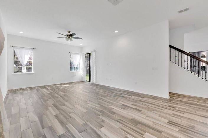 Image No.9-Maison de 5 chambres à vendre à Saint John