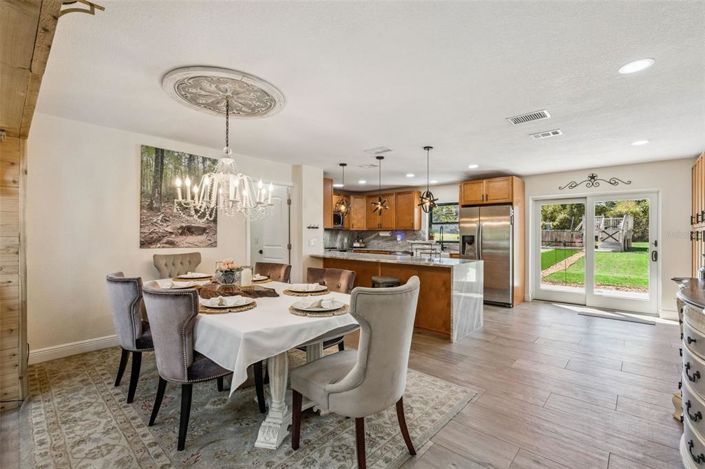 Image No.12-4 Bed House for sale