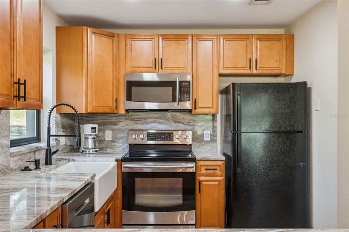 Image No.29-4 Bed House for sale