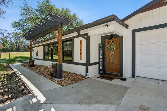 Image No.6-4 Bed House for sale