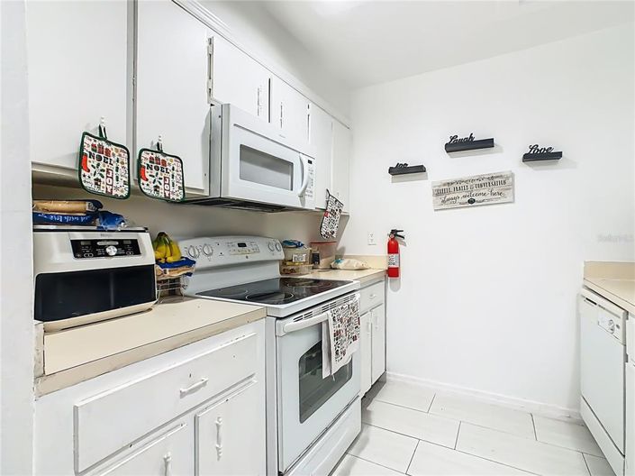 Image No.13-2 Bed Villa for sale