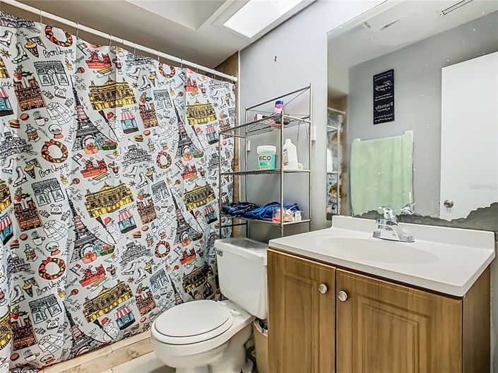 Image No.16-2 Bed Villa for sale