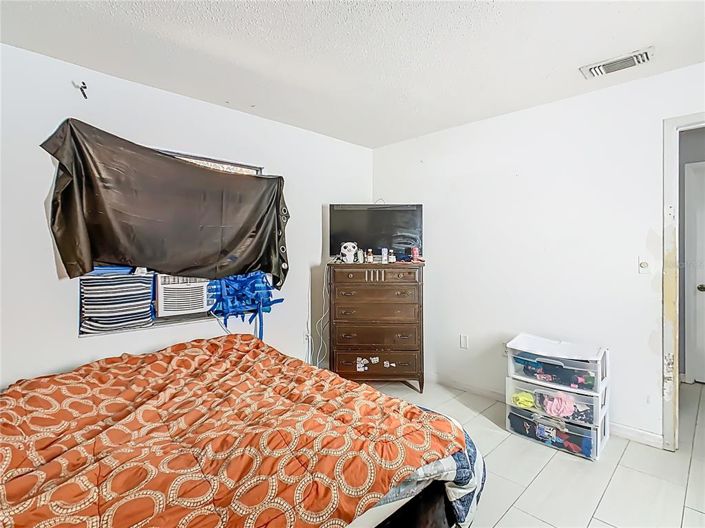 Image No.18-2 Bed Villa for sale