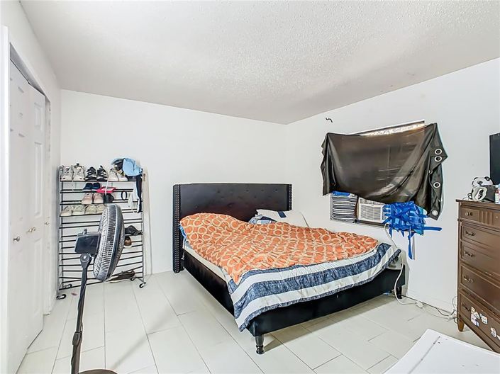 Image No.19-2 Bed Villa for sale