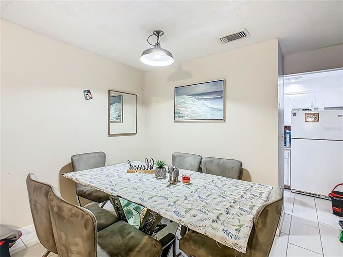 Image No.8-2 Bed Villa for sale