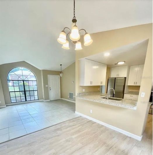 Image No.8-3 Bed House for sale