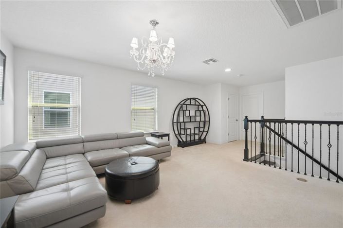 Image No.10-4 Bed House for sale