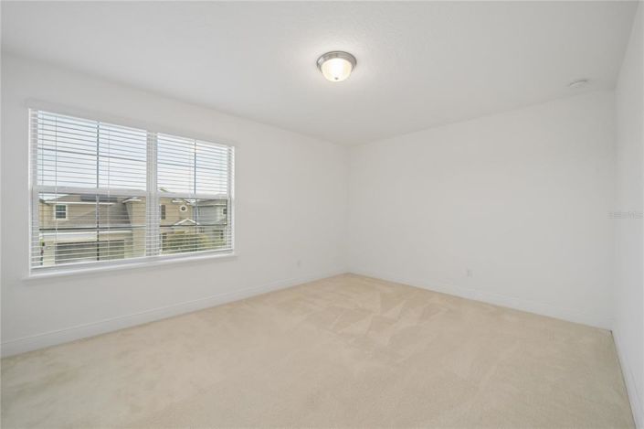 Image No.20-4 Bed House for sale