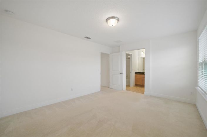 Image No.22-4 Bed House for sale