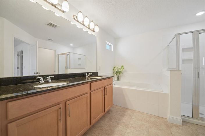 Image No.31-4 Bed House for sale