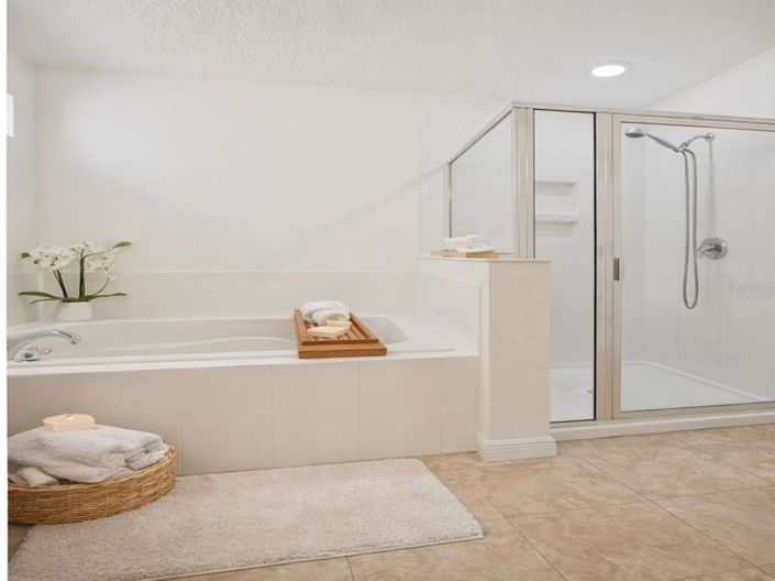 Image No.35-4 Bed House for sale