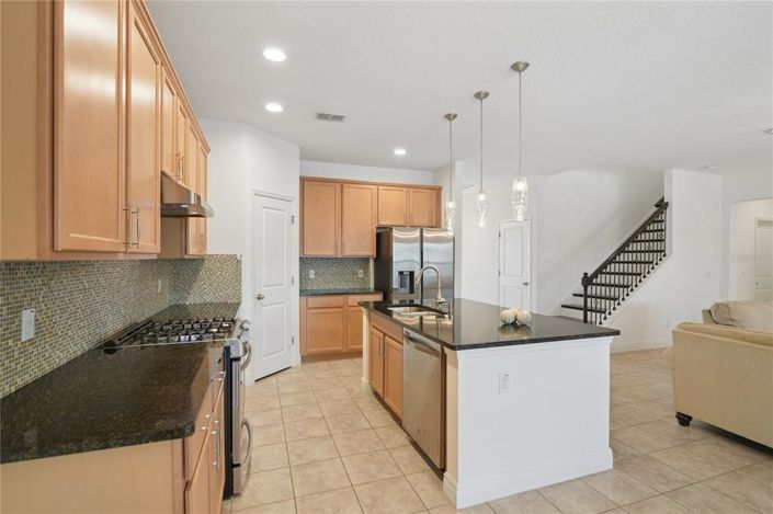 Image No.9-4 Bed House for sale