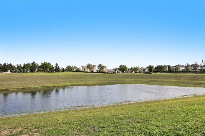 Image No.23-4 Bed Townhouse for sale