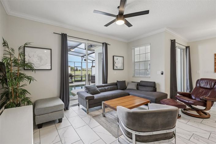 Image No.7-4 Bed Townhouse for sale