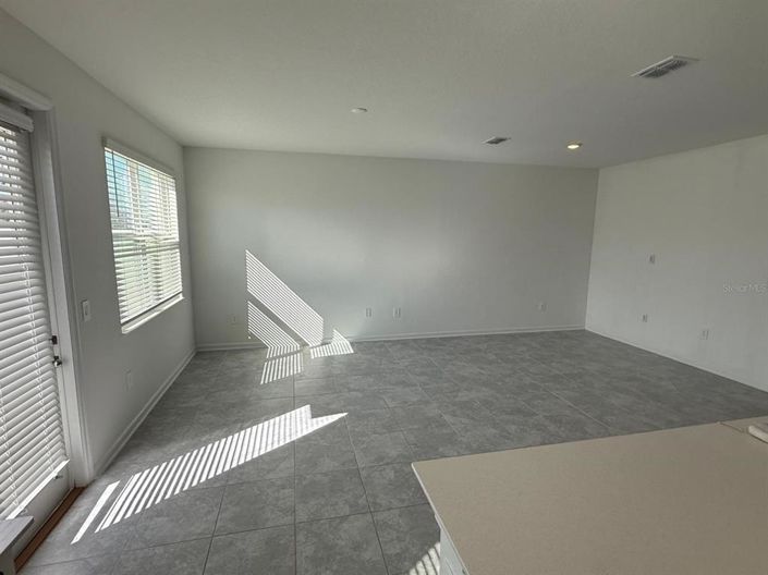 Image No.18-Maison de ville de 3 chambres à vendre à Saint John